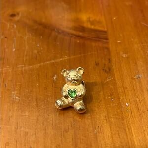 Avon Teddy Bear Pin with a Emerald Heart stone